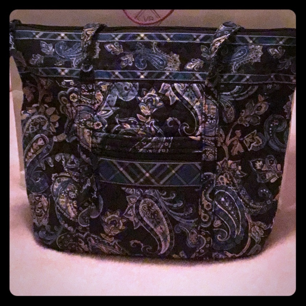 **SOLD**Vera Bradley Villager